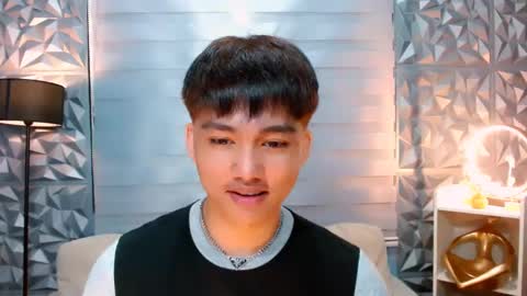 Snapshot of mister_officer chatting on 02/03/25, 02:45 SAINT SACHI  will make your day  online show from 02/03/25, 02:45