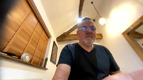 Misterblivs online show from 12/28/24, 07:44