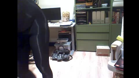 misterbobbyxx online show from 04/18/26, 06:17