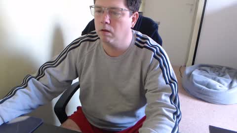 Snapshot of mistercoeur1 chatting on 03/02/25, 10:03 mistercoeur online show from 03/02/25, 10:03