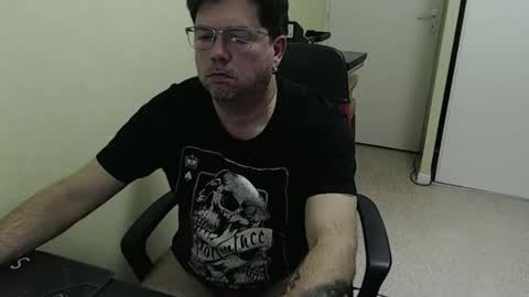 mistercoeur online show from 11/25/25, 10:10