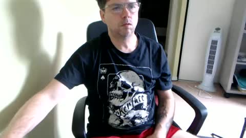 Snapshot of mistercoeur1 chatting on 06/20/26, 07:44 mistercoeur online show from 06/20/26, 07:44