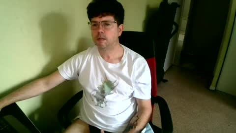 Snapshot of mistercoeur1 chatting on 06/27/26, 07:35 mistercoeur online show from 06/27/26, 07:35