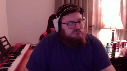 Snapshot of mistermac935 chatting on 12/06/24, 04:47 mistermac935 online show from 12/06/24, 04:47