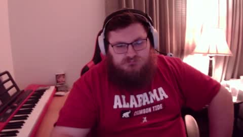 Snapshot of mistermac935 chatting on 12/21/24, 07:03 mistermac935 online show from 12/21/24, 07:03