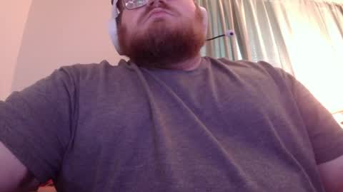 Snapshot of mistermac935 chatting on 09/30/25, 10:48 mistermac935 online show from 09/30/25, 10:48