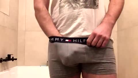 misterxy567 online show from 12/16/25, 06:57