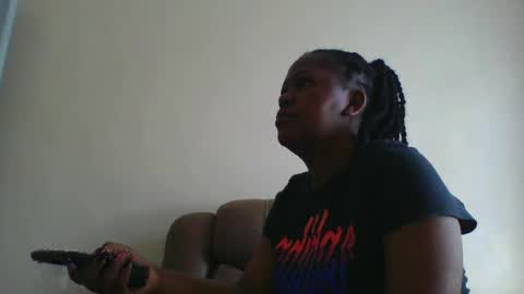 Snapshot of misticmoment chatting on 06/06/26, 08:08 misticmoment online show from 06/06/26, 08:08