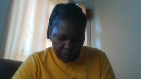 Snapshot of misticmoment chatting on 06/21/26, 09:23 misticmoment online show from 06/21/26, 09:23
