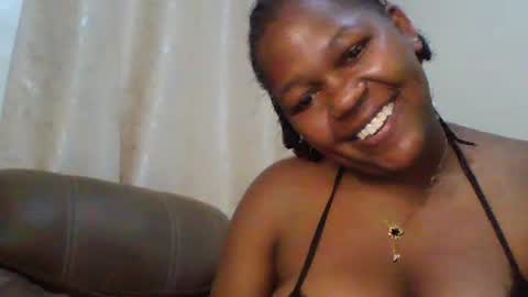 Snapshot of misticmoment chatting on 06/21/26, 09:28 misticmoment online show from 06/21/26, 09:28