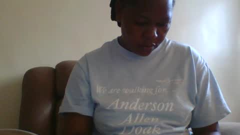 Snapshot of misticmoment chatting on 06/29/26, 08:20 misticmoment online show from 06/29/26, 08:20