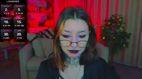 Marcelline online show from 04/19/26, 01:27