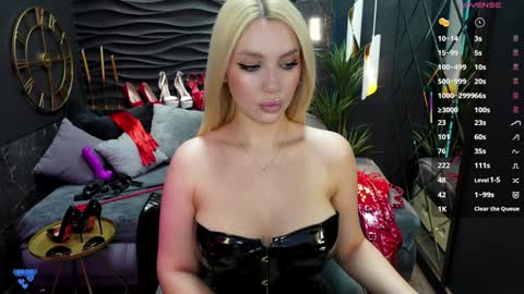 Darsy online show from 02/08/25, 01:54