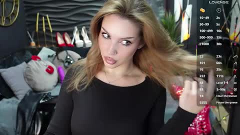 Darsy online show from 10/14/25, 01:56