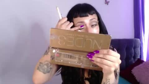 Snapshot of mistress_ditta2 chatting on 02/21/25, 08:38 online show from 02/21/25, 08:38