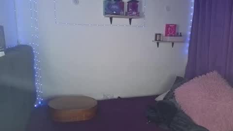 Snapshot of mistress_ditta2 chatting on 09/23/25, 06:49 online show from 09/23/25, 06:49