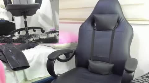 mistress_findom online show from 09/19/25, 06:19