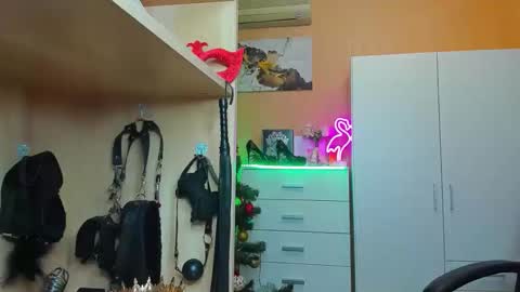 Mistress Kristi online show from 12/18/25, 11:11