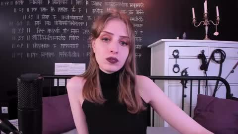 Snapshot of mistress_marlene chatting on 02/16/25, 01:16 Mistress Marlene online show from 02/16/25, 01:16