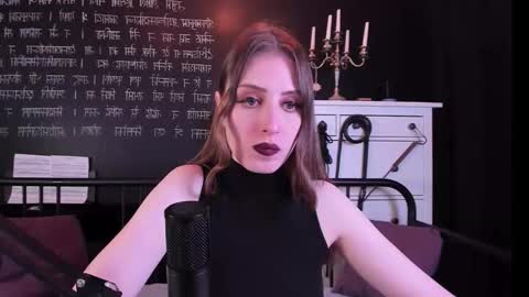 Snapshot of mistress_marlene chatting on 02/27/26, 07:52 Mistress Marlene online show from 02/27/26, 07:52