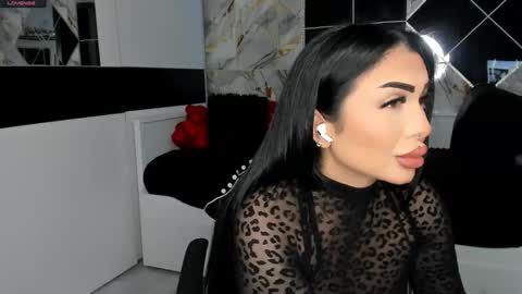 Snapshot of mistress_meryem chatting on 03/11/25, 03:05 mistress_meryem online show from 03/11/25, 03:05