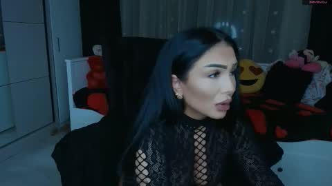 Snapshot of mistress_meryem chatting on 04/24/26, 10:01 mistress_meryem online show from 04/24/26, 10:01