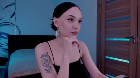 Snapshot of mistress_mialibra chatting on 09/12/25, 08:20 Mistress Mia online show from 09/12/25, 08:20
