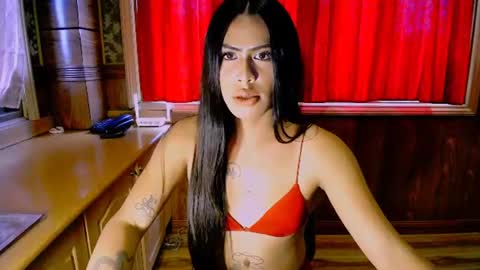 Snapshot of mistress_trisha chatting on 08/08/26, 06:48 mistress_trisha online show from 08/08/26, 06:48