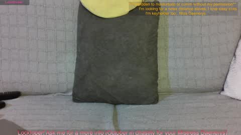 Snapshot of mistressdaenerys chatting on 01/01/25, 03:03 Mistress Daenerys online show from 01/01/25, 03:03