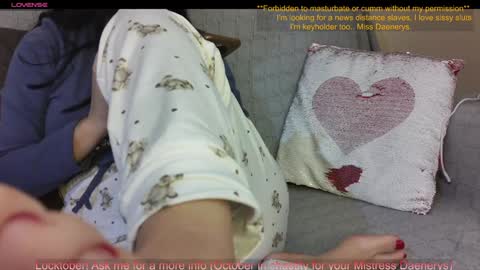 Snapshot of mistressdaenerys chatting on 01/07/25, 03:33 Mistress Daenerys online show from 01/07/25, 03:33