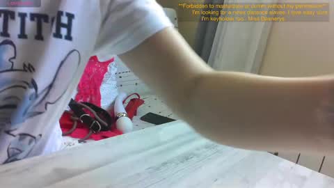 Snapshot of mistressdaenerys chatting on 03/05/25, 08:43 Mistress Daenerys online show from 03/05/25, 08:43