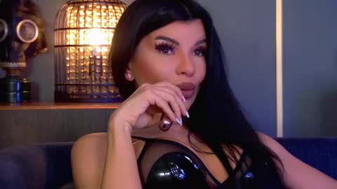 Elenia online show from 01/08/26, 02:41