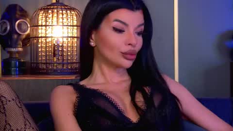 Elenia online show from 01/16/26, 11:14