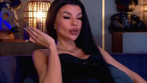 Elenia online show from 04/22/26, 02:40