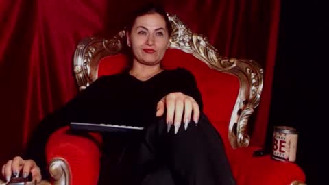 Mistress Fabiola   online show from 03/18/26, 06:44