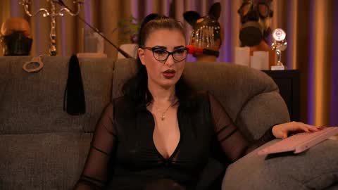 Mistress Kelly online show from 10/09/25, 11:03