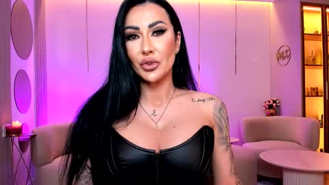 mistresskennya online show from 12/03/25, 09:35