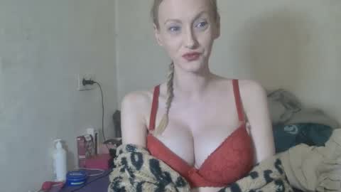 mistressmilly32 online show from 02/25/26, 09:02
