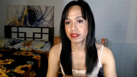 Snapshot of mistressnicoletrans chatting on 12/19/24, 05:40 SexyCutieNicole online show from 12/19/24, 05:40