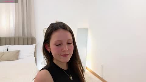 Snapshot of mistresss_sindy chatting on 02/16/26, 10:22 Sindy online show from 02/16/26, 10:22