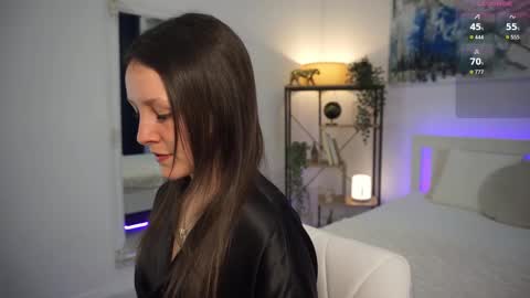 Snapshot of mistresss_sindy chatting on 03/03/26, 08:53 Sindy online show from 03/03/26, 08:53