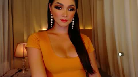 Leah online show from 04/10/26, 09:19