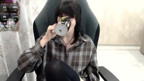 misty_dark online show from 10/06/25, 10:56