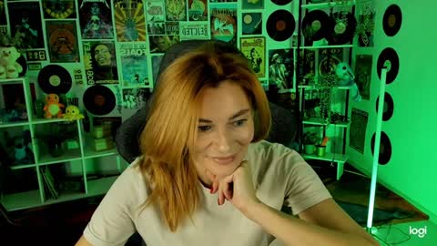 MistyBarnes NONUDE MODEL online show from 12/02/24, 08:41