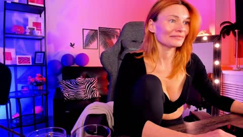 MistyBarnes NONUDE MODEL online show from 01/05/25, 08:32