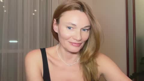MistyBarnes NONUDE MODEL online show from 04/22/26, 04:30