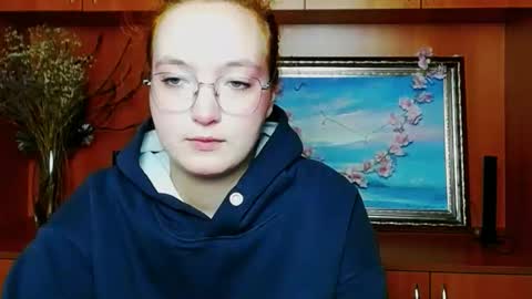 Aria online show from 04/18/26, 06:17