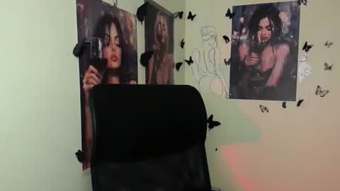 Aria online show from 04/23/26, 06:58