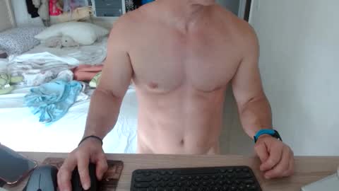 Snapshot of mitcheli chatting on 01/30/25, 03:19 Onlyfans  online show from 01/30/25, 03:19