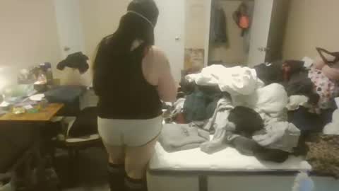 mitchie2824 online show from 11/29/25, 06:27